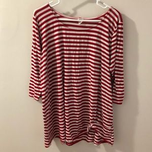 Red and white striped 3/4 sleeve tee with gather